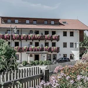 Schneiderwirt Penzion Nußdorf am Inn