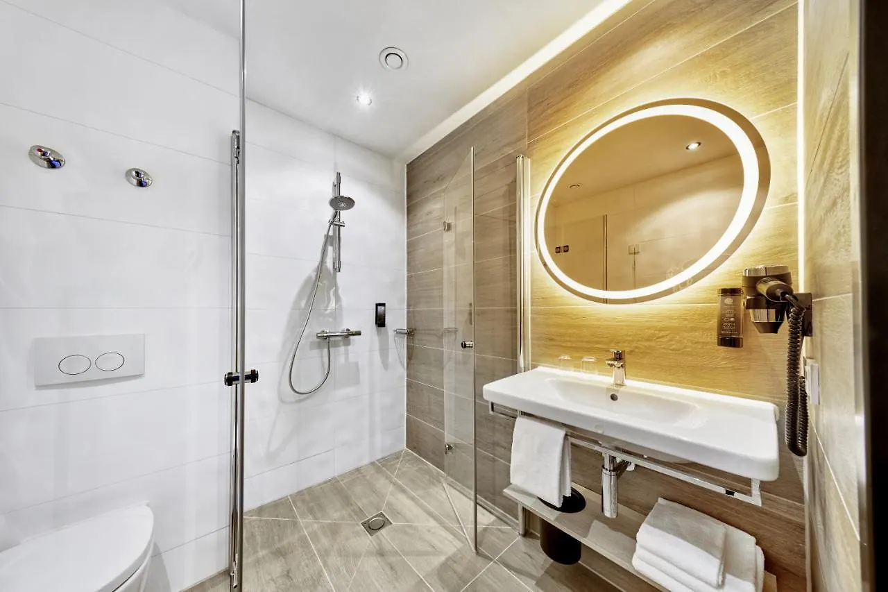 H2 Hotel Duesseldorf Seestern 3*, デュッセルドルフ ドイツ